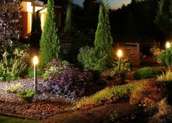 Bahçe ve peyzaj aydınlatma sistemleri ile dış mekânlarınızı güvenli, estetik ve enerji tasarruflu çözümlerle aydınlatın.